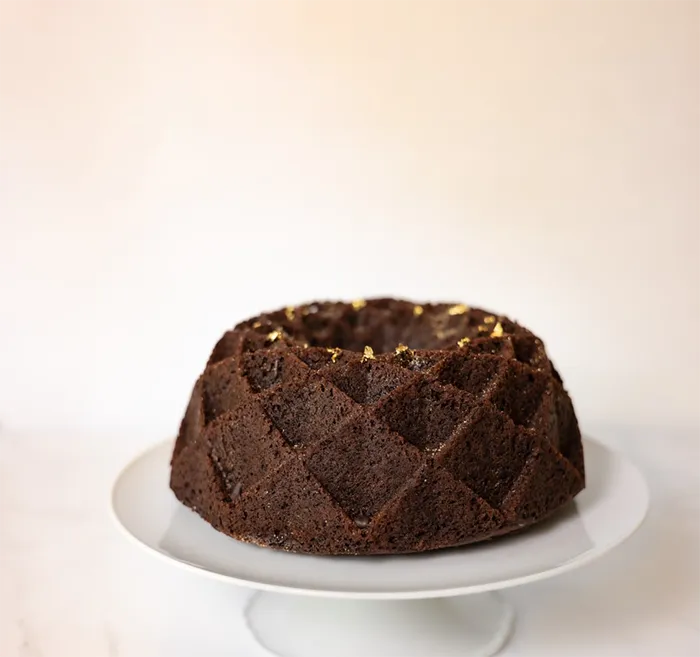 Chocolate Lovers Cake -elegant yet delicious to bite into